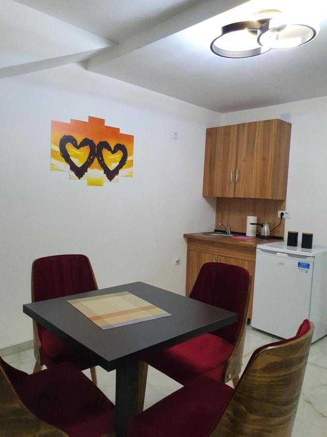 Apartmani Parice Novi Pazar Ngoại thất bức ảnh
